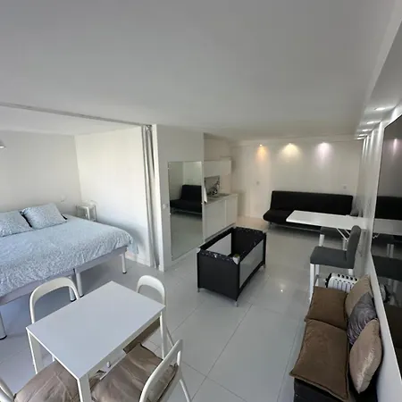 Apartment Trip In - Gare De L'est *
